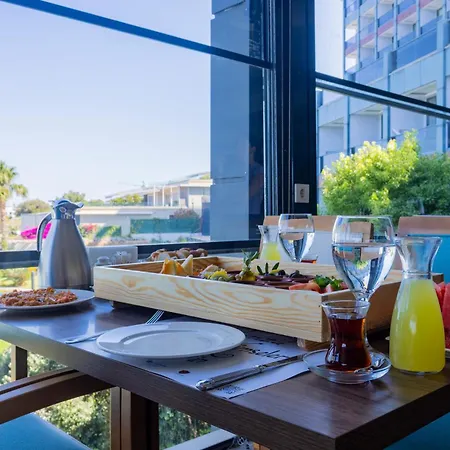 Hotel The Nowness Luxury & Adulty Only 4*