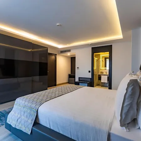 The Nowness Luxury & Adulty Only