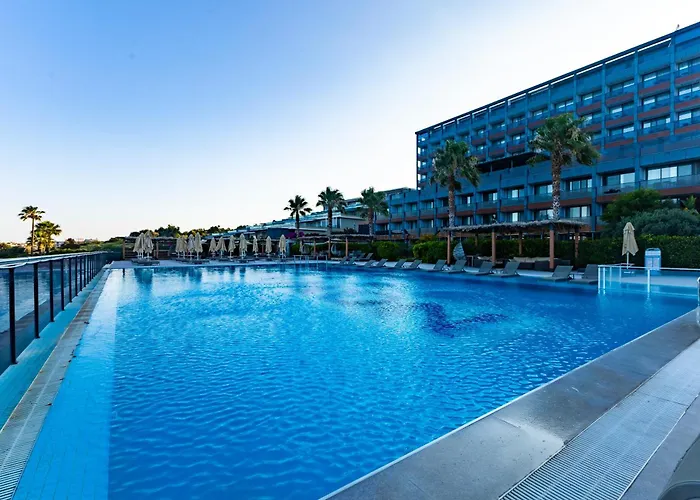 The Nowness Luxury & Adulty Only Szálloda 4*