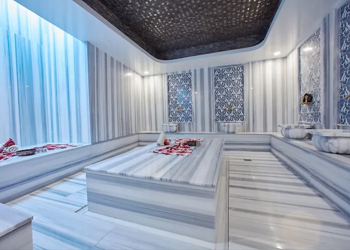 The Nowness Luxury & Adulty Only 4*