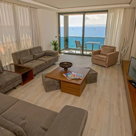 The Nowness Luxury & Adulty Only Otel Çeşme