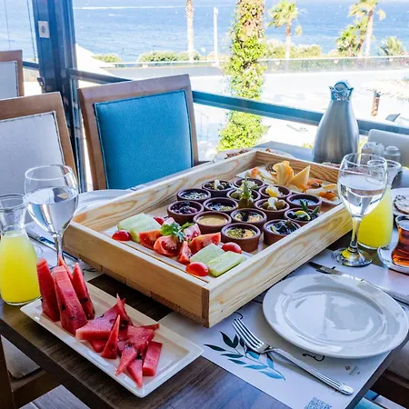 The Nowness Luxury & Adulty Only 4* Cesme