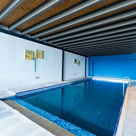 The Nowness Luxury & Adulty Only 4*