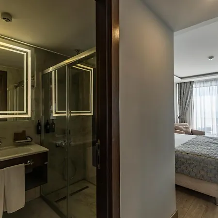 The Nowness Luxury & Adulty Only Hotel