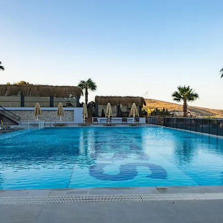 The Nowness Luxury & Adulty Only فندق Çeşme