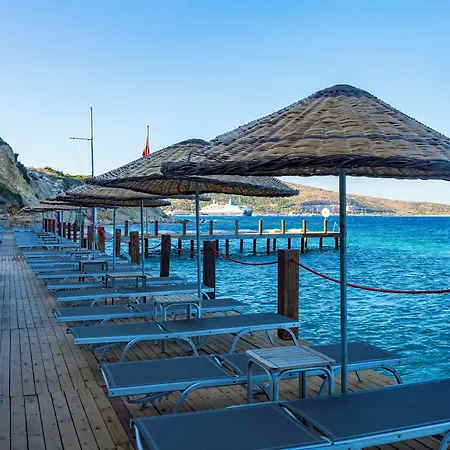 The Nowness Luxury & Adulty Only Hotel Cesme
