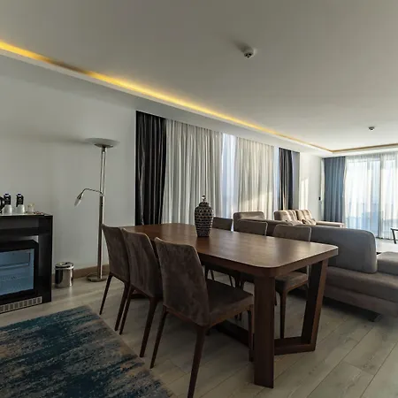 The Nowness Luxury & Adulty Only 4* Cesme