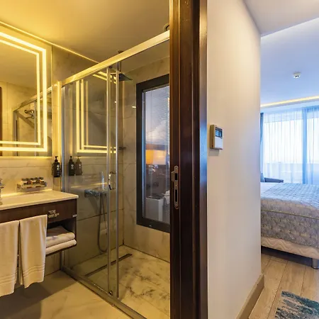 The Nowness Luxury & Adulty Only Hotel