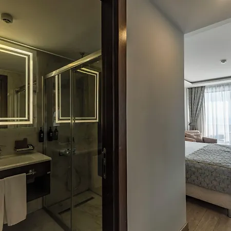 The Nowness Luxury & Adulty Only Cesme