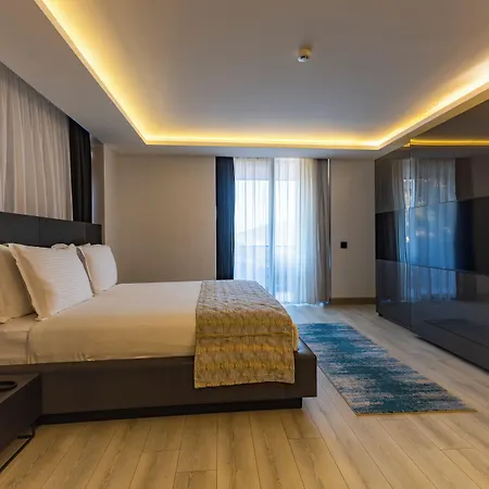 The Nowness Luxury & Adulty Only 4* Cesme