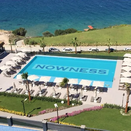 The Nowness Luxury & Adulty Only 4* Cesme