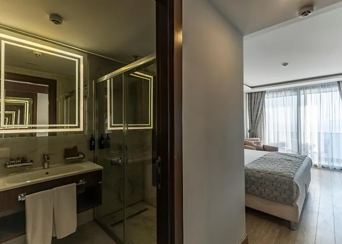 The Nowness Luxury & Adulty Only Hotel